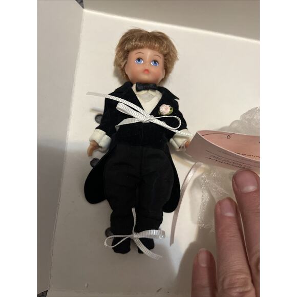 2002 Madame Alexander Cake Topper Bride Doll & Groom Doll NEW - Picture 8 of 10
